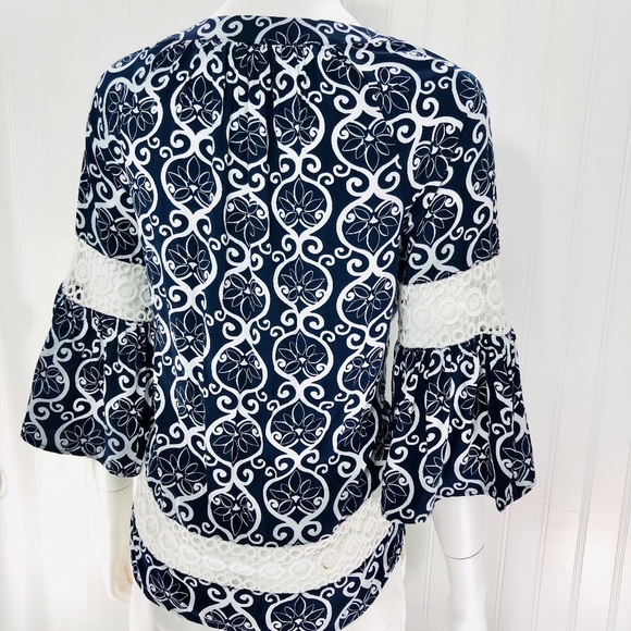 Navy Blue/White Summer Shirt Size SP Crown & Ivy - Picture 8 of 8